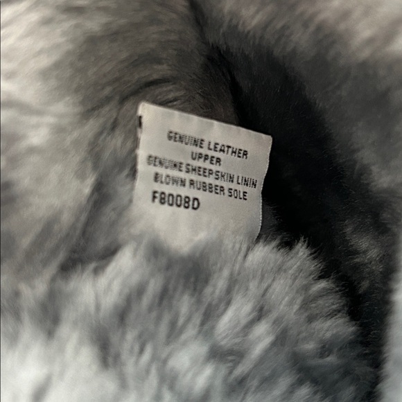 UGG Classic Short Boots Sheepskin 2010 Size 7 Twinface Water Repellent Cozy - Picture 6 of 8